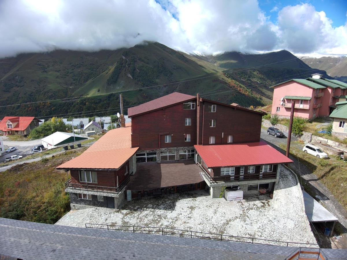 Gudauri Hut Hotel Esterno foto