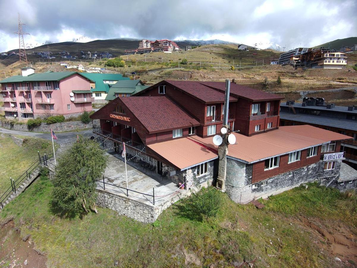 Gudauri Hut Hotel Esterno foto