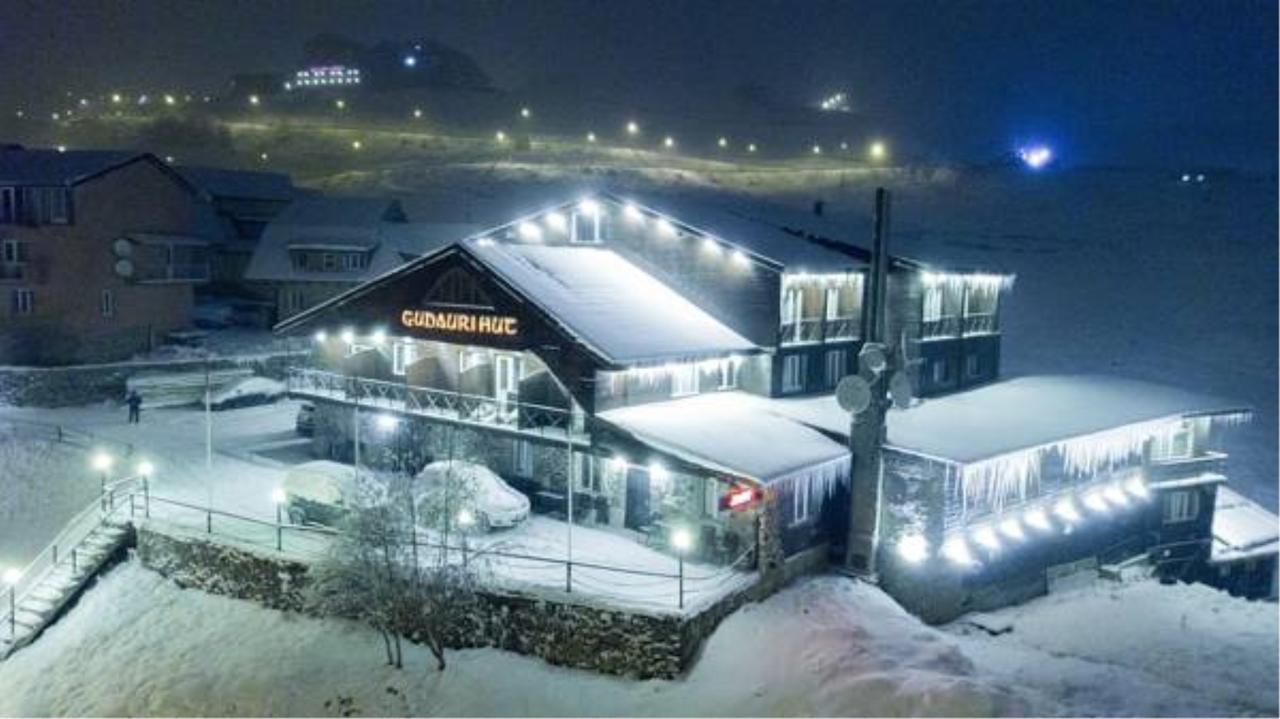 Gudauri Hut Hotel Esterno foto